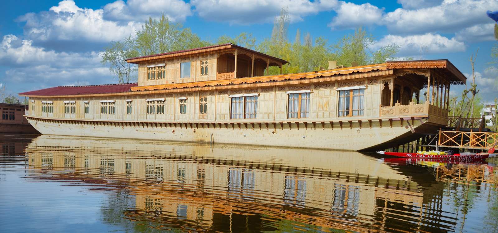 KASHMIR TOUR (5 DAYS) 10% DISCOUNT 5% CASH BACK!!!* AVAIL NOW    